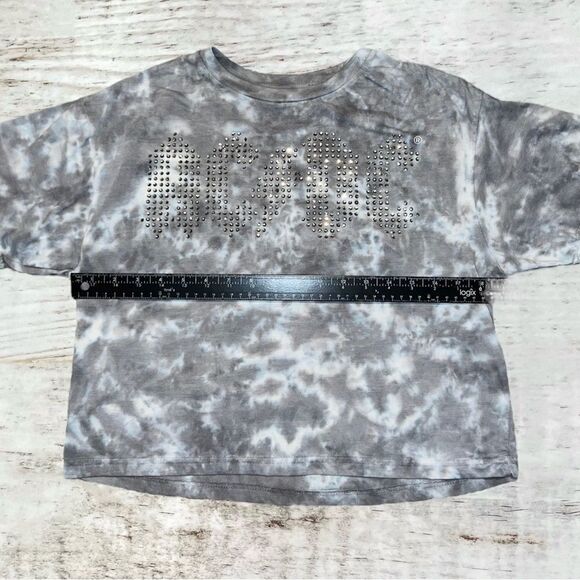 AC/DC Gray Tie Dye Embellished Rhinestone Studded Crop Top Women’s Medium - Picture 5 of 6